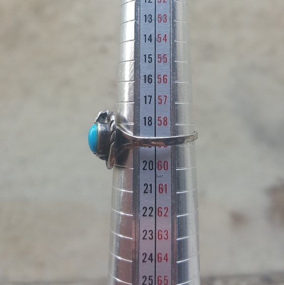 Ring - Picture 2 of 3